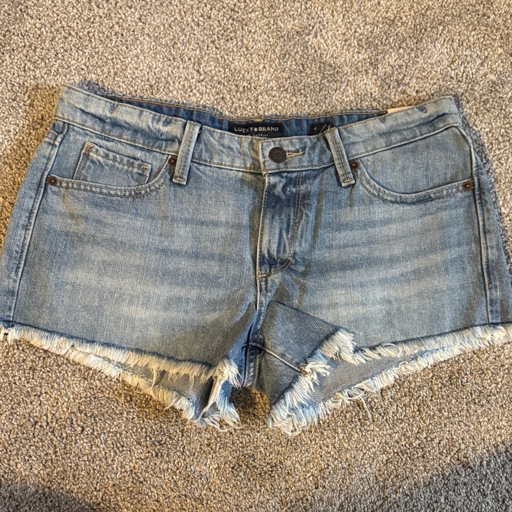 Lucky Brand Women's Light Blue Frayed Jean Shorts size 4/27. New!